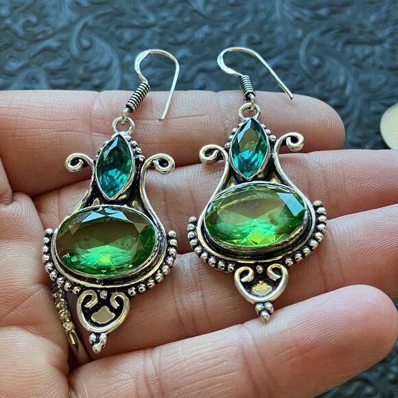 Blue and Green Witch Stone Crystal Jewelry Earrings - Picture 4 of 8